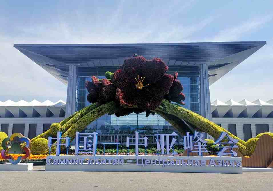 中国-中亚峰会深化基建合作，玻纤网格布产业迎“一...